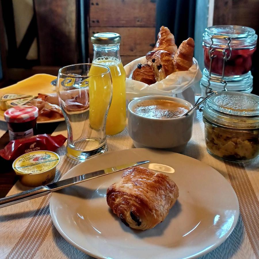 La Cabane Du Coing Visé Zewnętrze zdjęcie